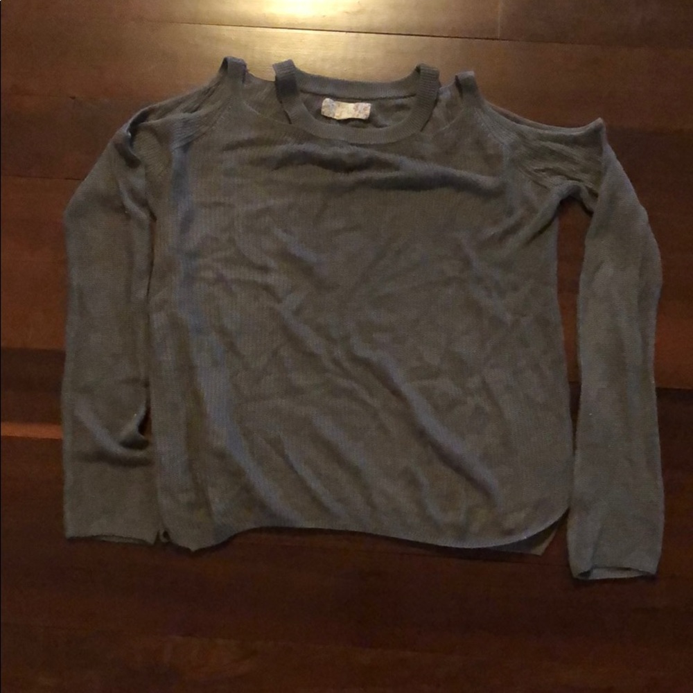 Grey sweater